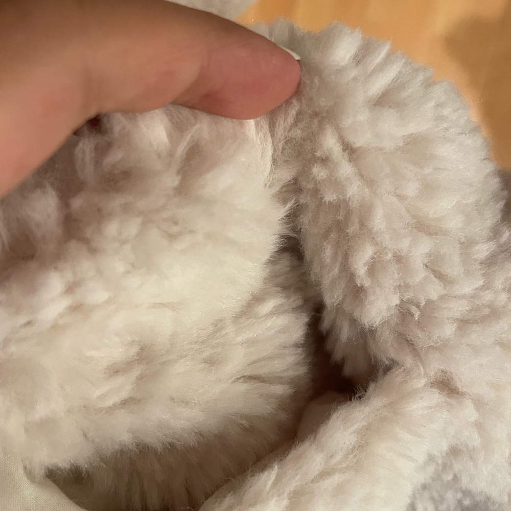 Fuzzy jacket - Picture 5 of 5